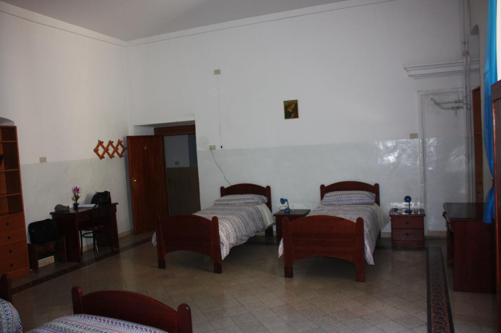 Ostello Sant'Anna Narni Habitación foto